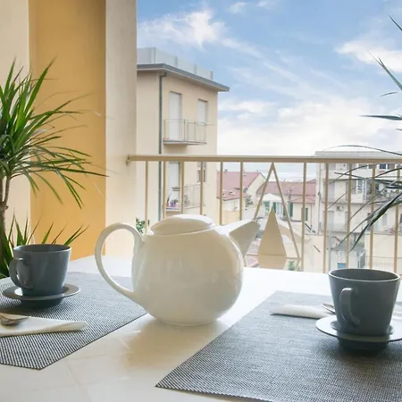 Apart Otel Colombo Viareggio