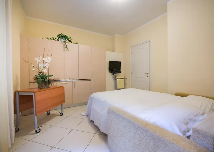 Colombo Apart Otel Viareggio