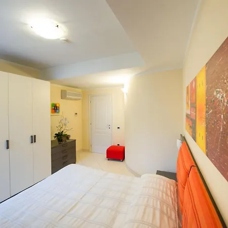 Colombo 3* В'яреджо