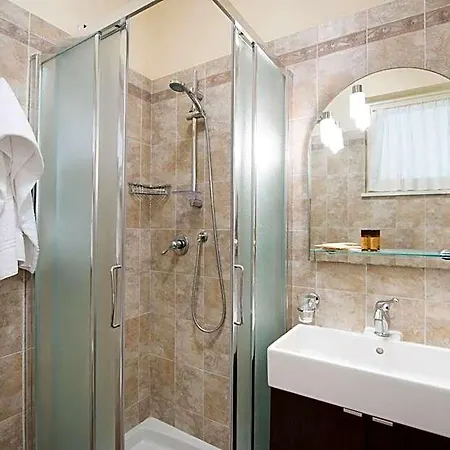Aparthotel Colombo Viareggio
