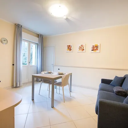 Colombo Lägenhetshotell 4*