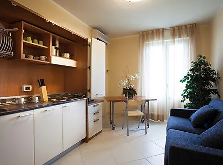 Colombo 3*