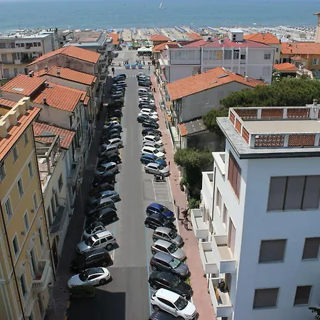 شقة فندقية Colombo 3*