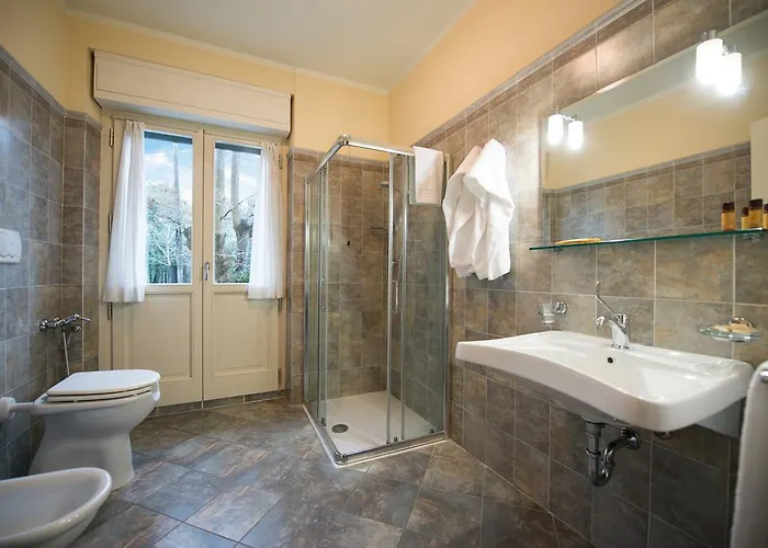 アパートホテル Colombo 4*